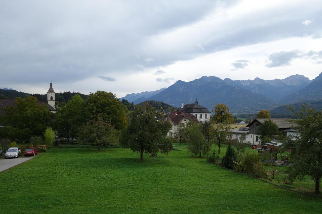 Wirtshaus Zum Stern Hotell Satteins Exteriör bild